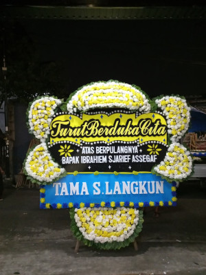 Papan Bunga Duka di Argomulyo